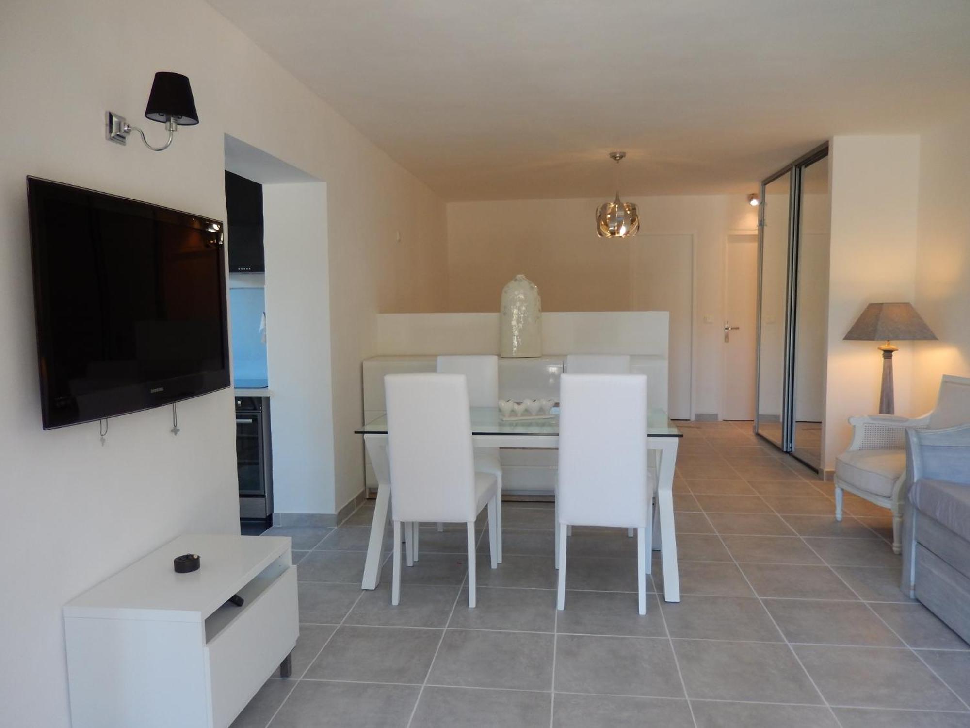 Liyaroyce Apartment Cavalaire-sur-Mer Room photo